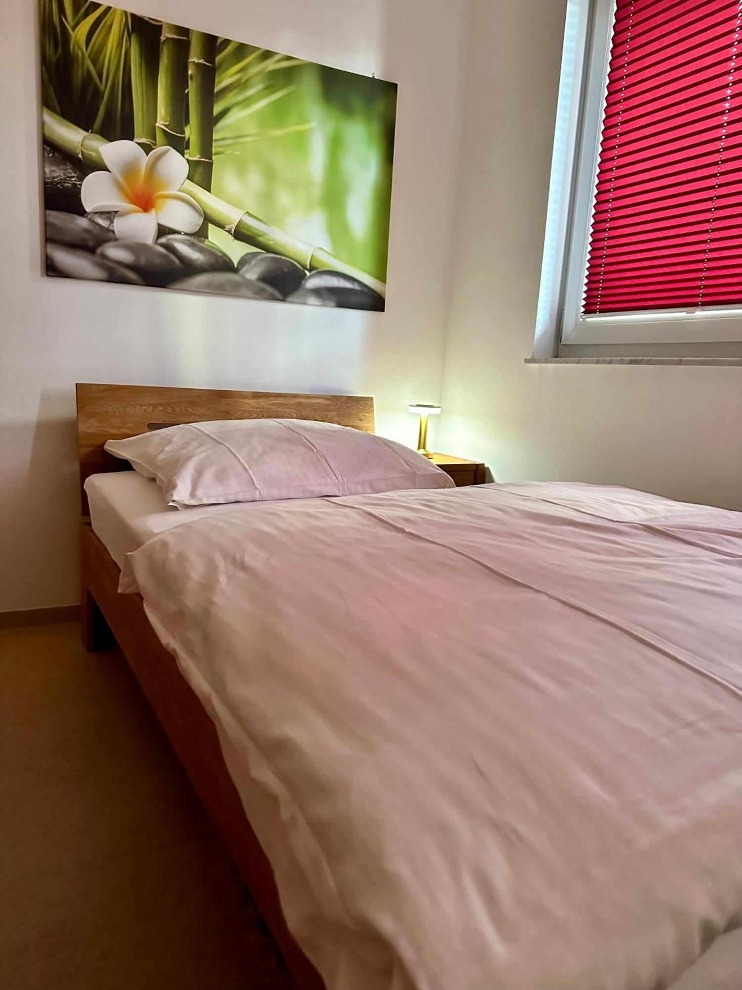 Gaeste-Appartement-Kirsammer Eningen unter Achalm ภายนอก รูปภาพ