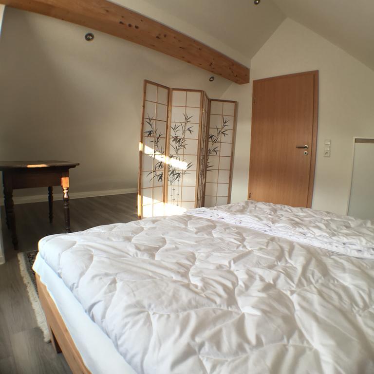 Gaeste-Appartement-Kirsammer Eningen unter Achalm ภายนอก รูปภาพ