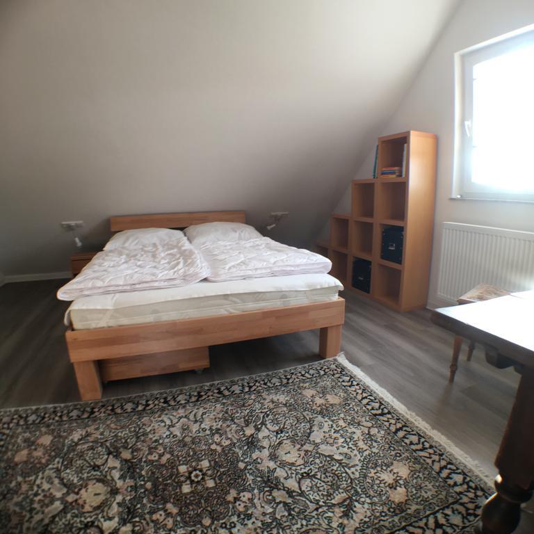 Gaeste-Appartement-Kirsammer Eningen unter Achalm ภายนอก รูปภาพ